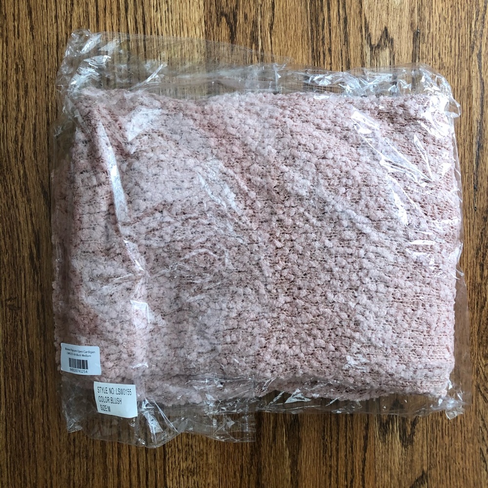 Cardigan - Picture 7 of 7